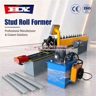Stud roll former 